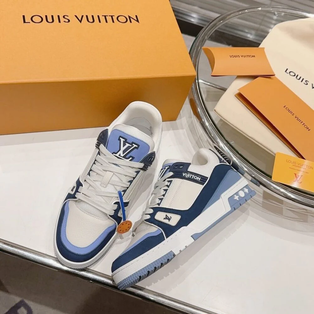 LV  Trainer