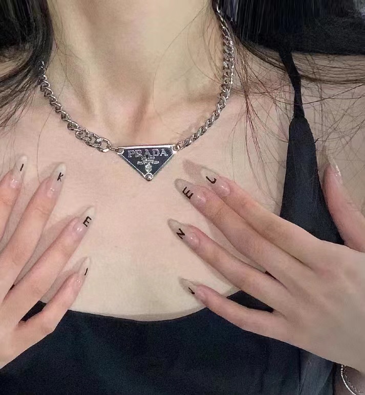 Classic Black Pendant Chains Necklace PPXL-9120004