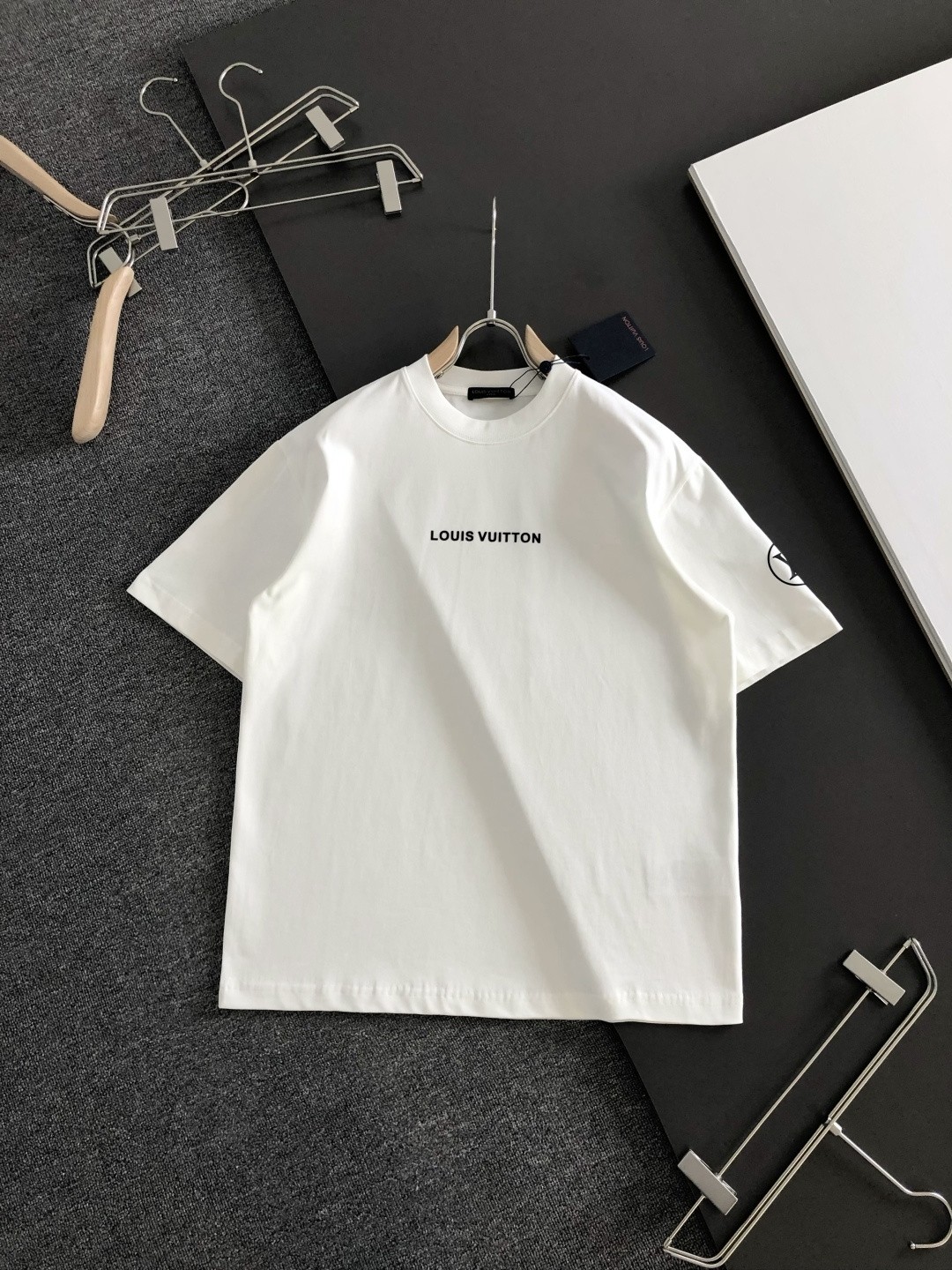 LV T-Shirt