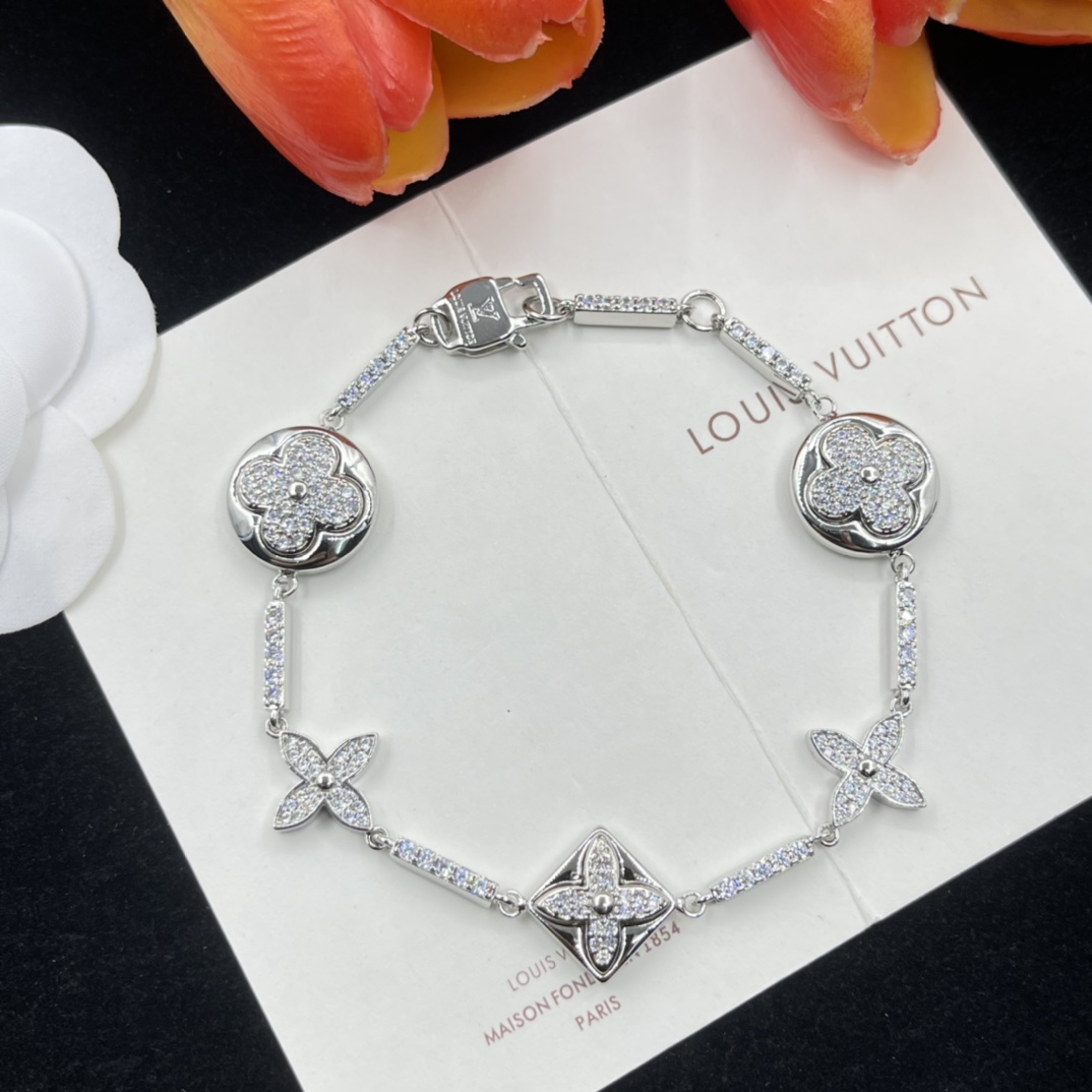 3Colors Diamonds Bracelet VVSL-9110051