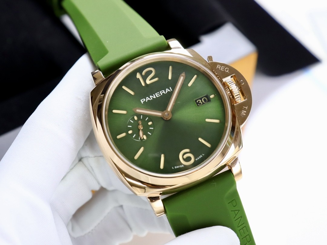 PNR Watch Replica Size:42mm