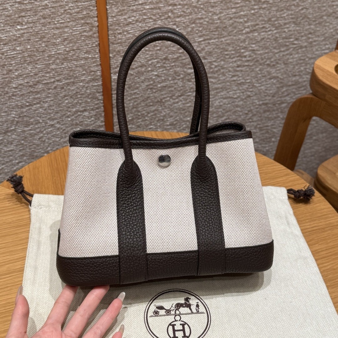 Herms Handbag 23cm