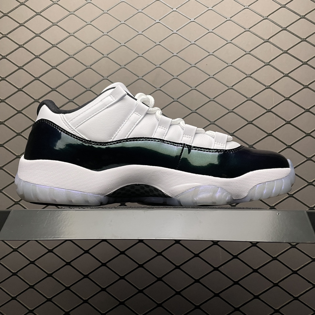 JRD 11 Retro Low Iridescent 528895-145