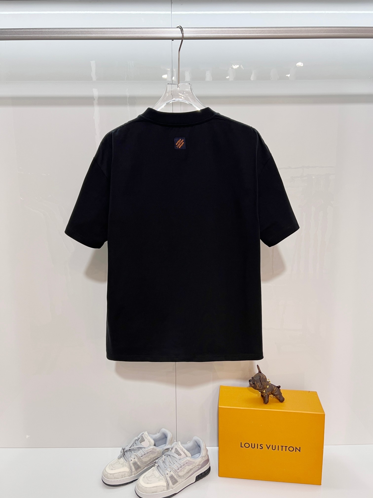 LV T-shirt