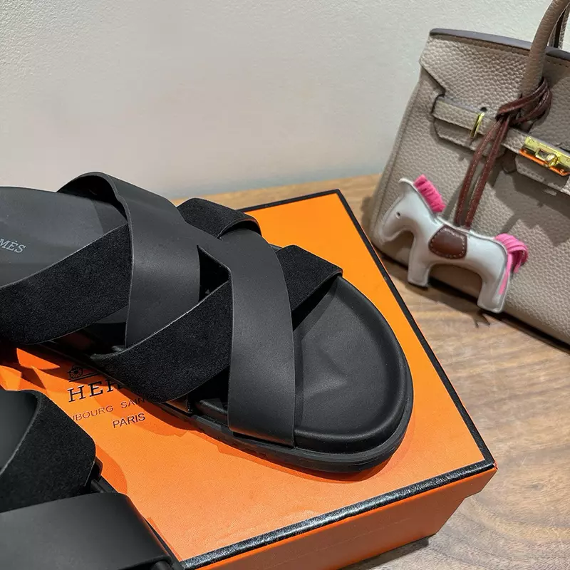 Fashion High Quality Real Leather Slippers LX-872319