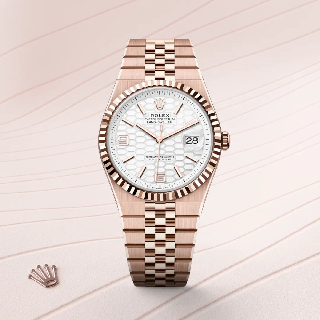 2025 Land-Dweller 40 Rolex Oyster, 40 mm, Everose gold M127335-0001