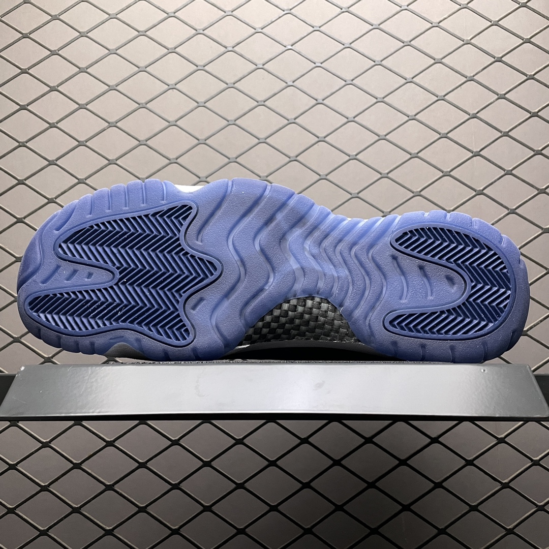 JRD 11 Retro Midnight Navy AR0715-441