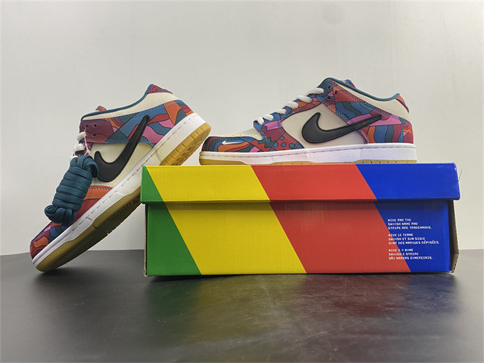 NK SB Dunk Low Pro Parra Abstract Art DH7695-600