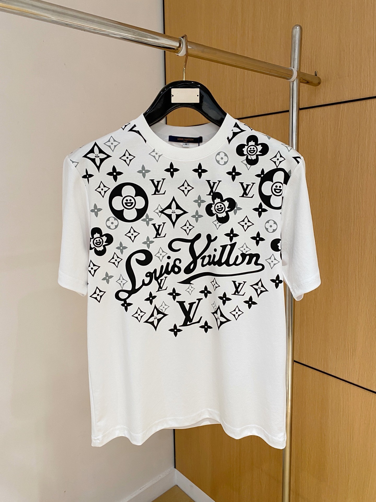 LV T-shirt（Multiple colors）