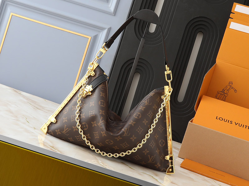 2 Colors 15.0″x9.1″x0.4″ Leather Chains Handbag With Black Strap BB-921426