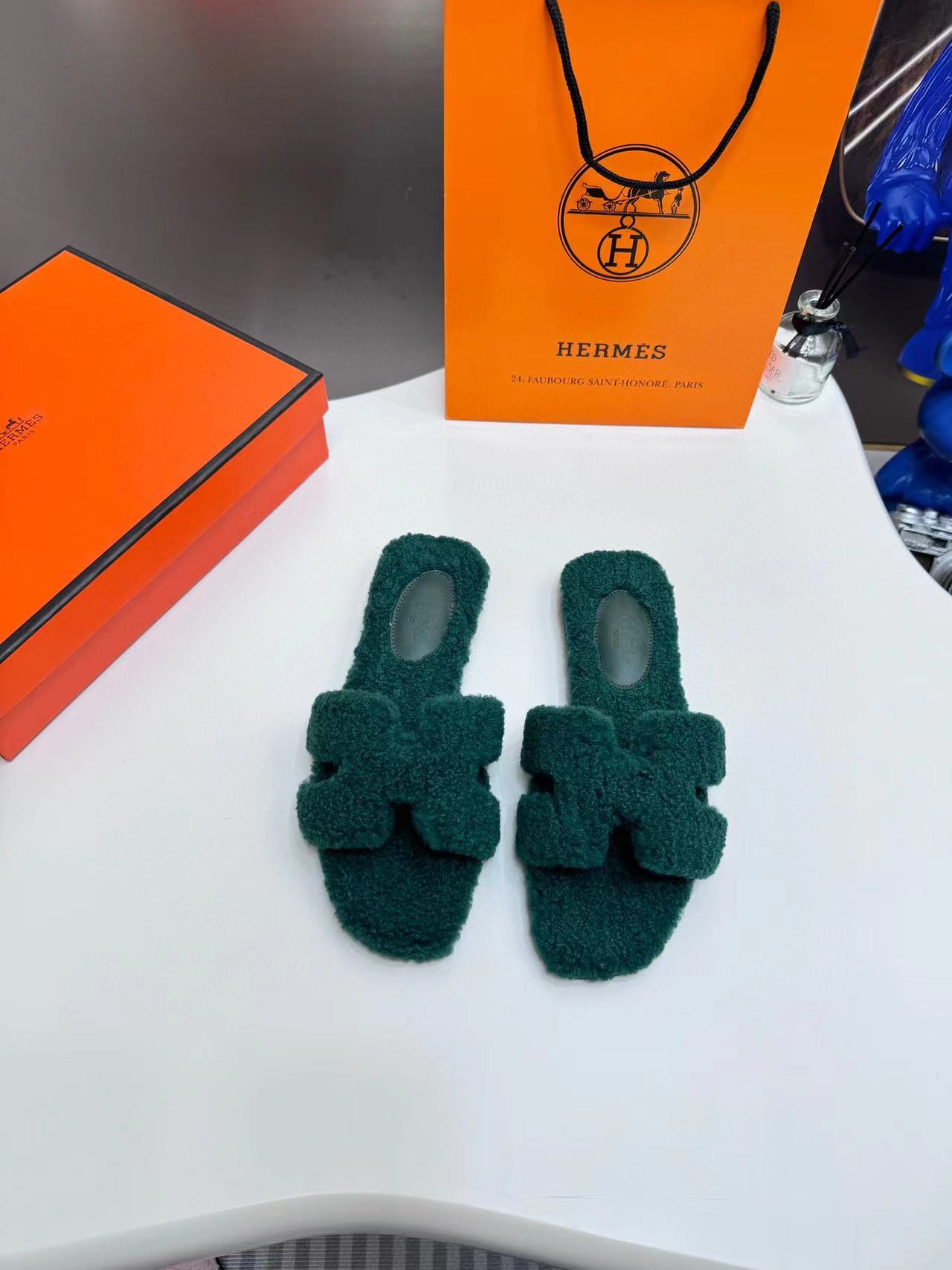 Classic Cashmere Slipper LX-872154