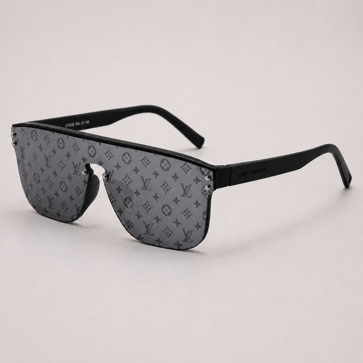 G10：Louis Vuitton Monogram Shield Sunglasses