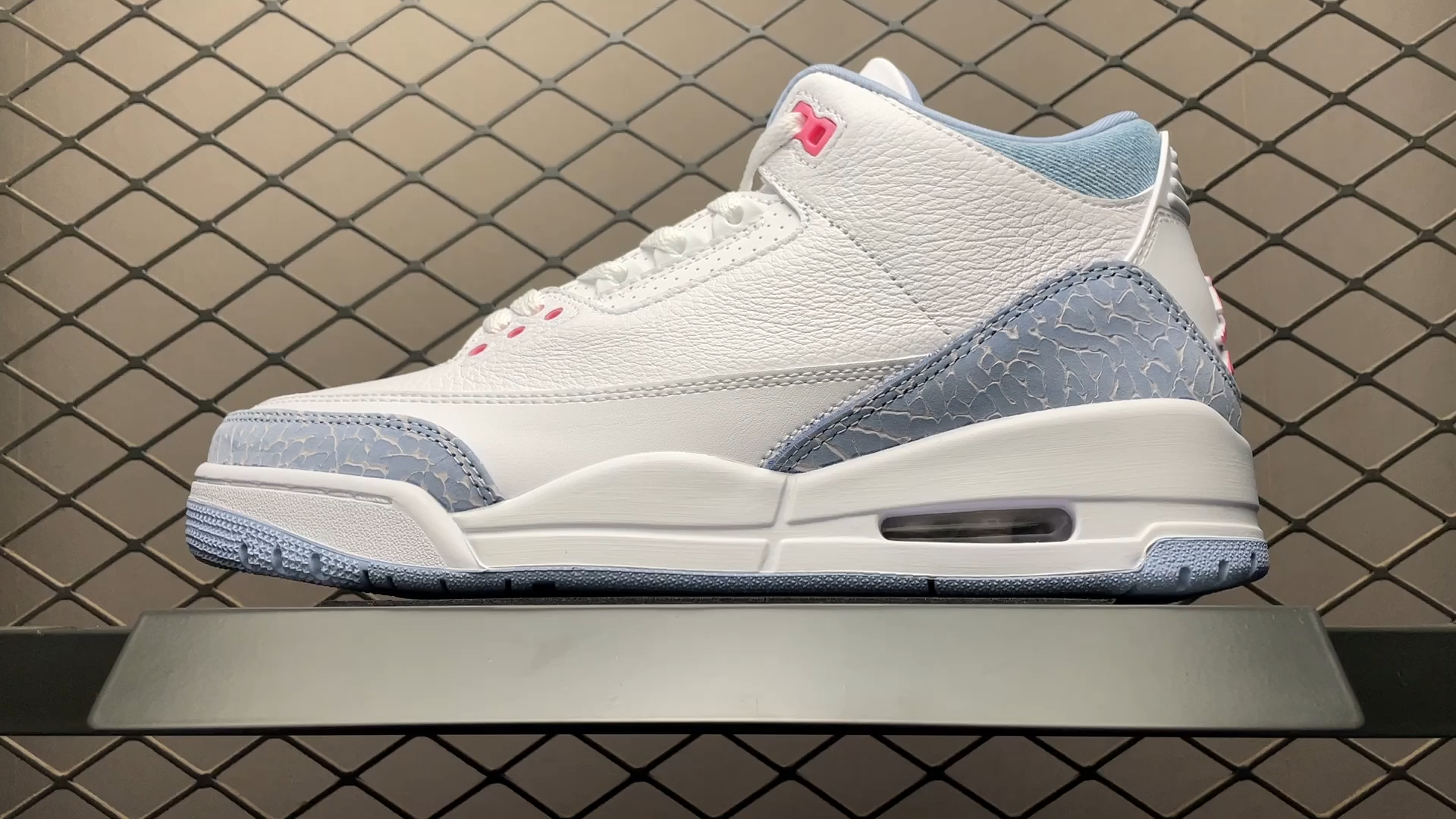 Air JRD 3 Retro HQ0784-101