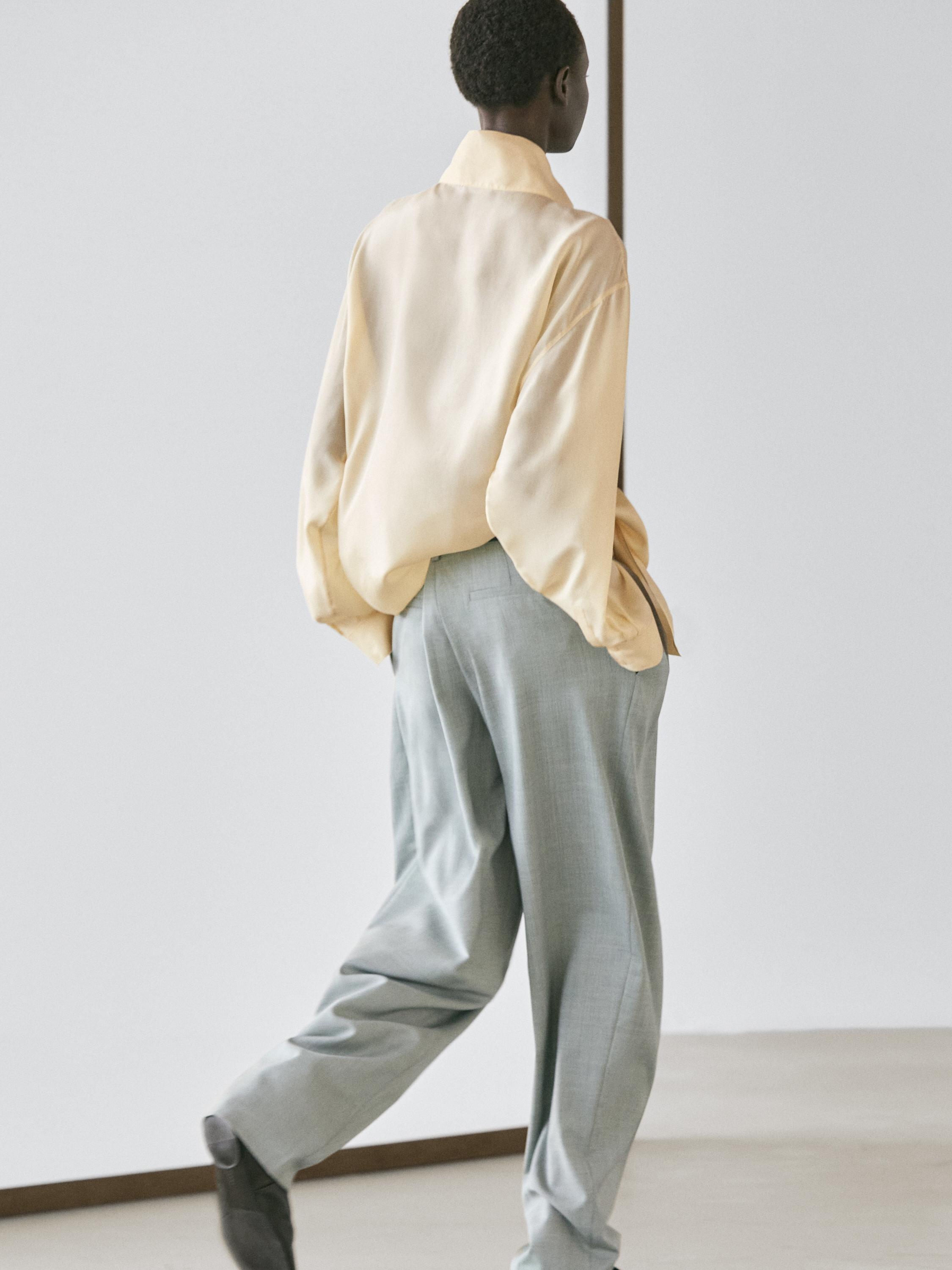 Camisa detalle botones seda