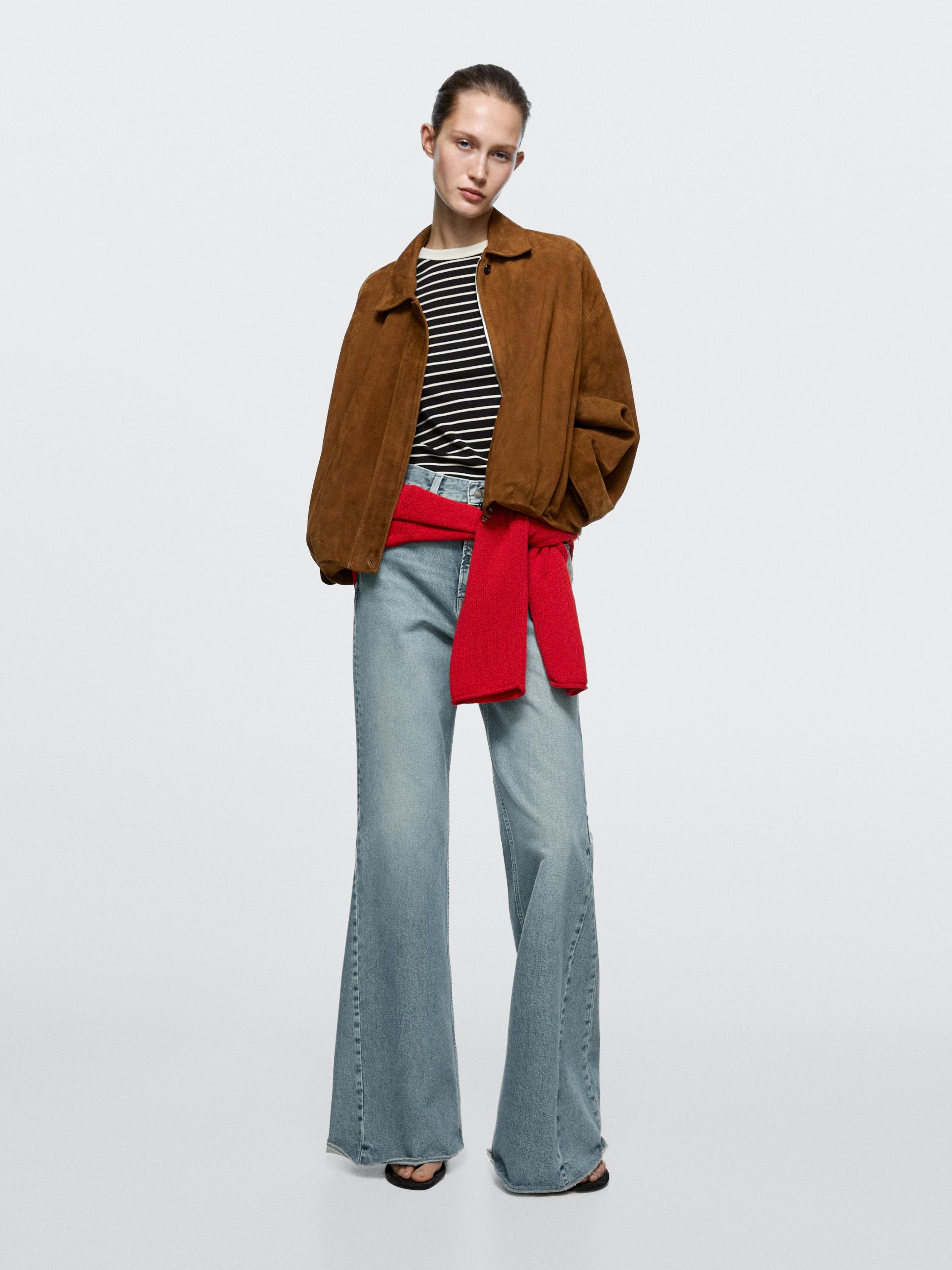 Jeans flare fit tiro alto