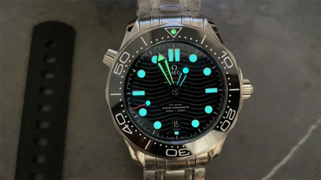 VSF Omega Seamaster 300M Replica – 42mm Stainless Steel & Ceramic Diver Watch