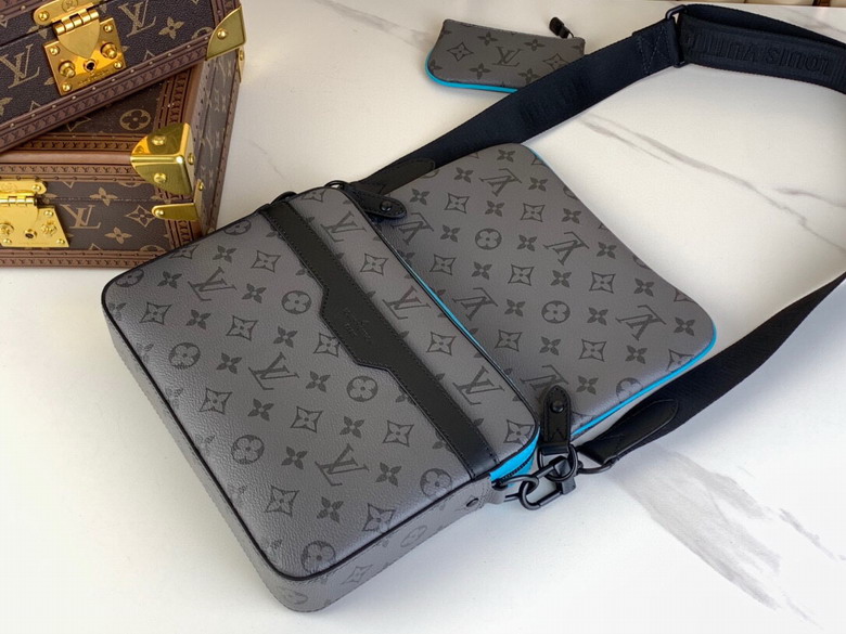 LV  Messenger Bags Size：29x38x20cm