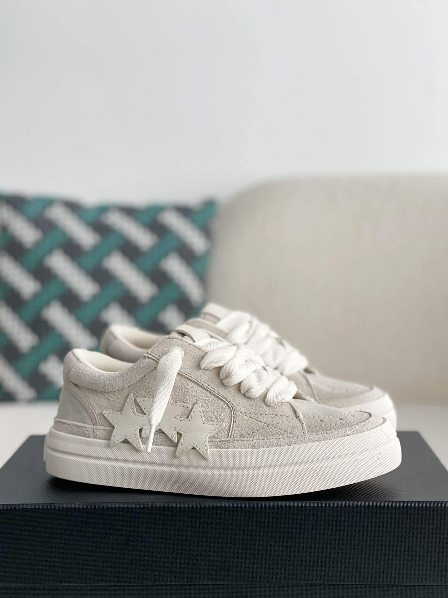 AMRI Sneakers
