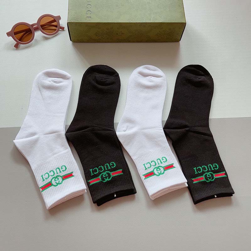 Set of 4 Pairs of Cotton Anti-bacterial Crew Socks WZ-924000165