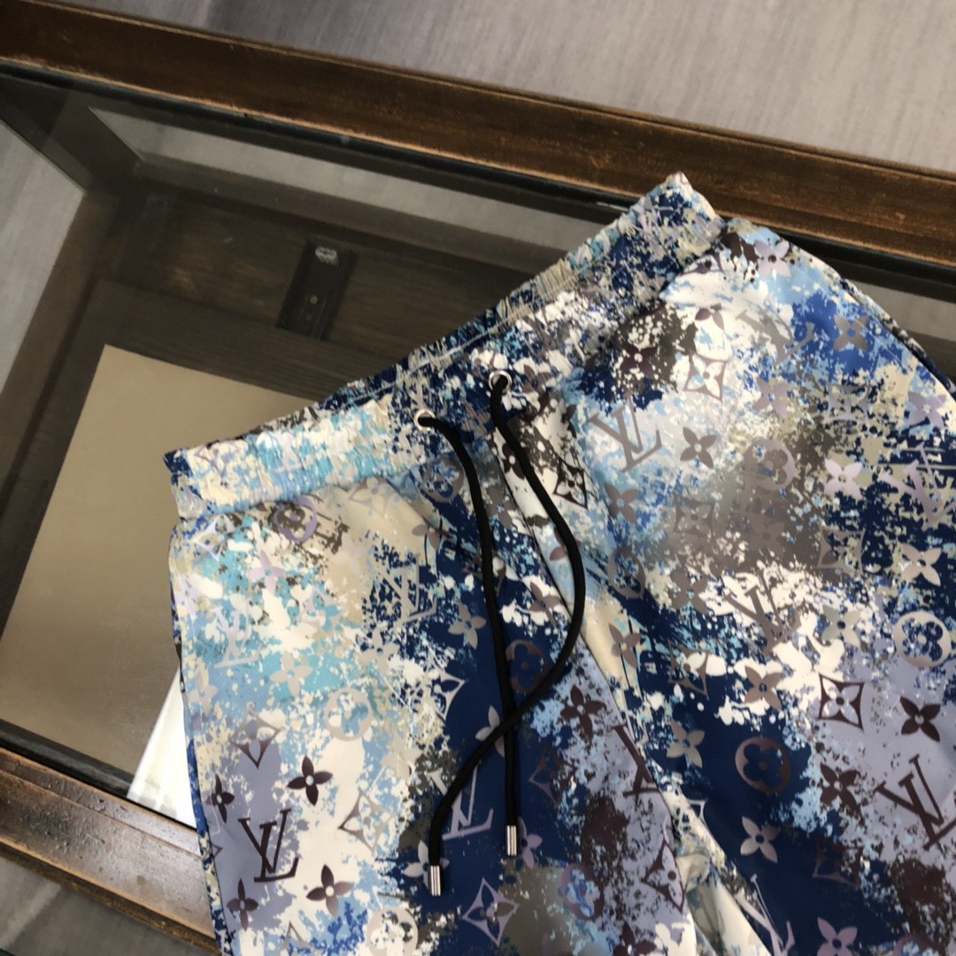 LV shorts