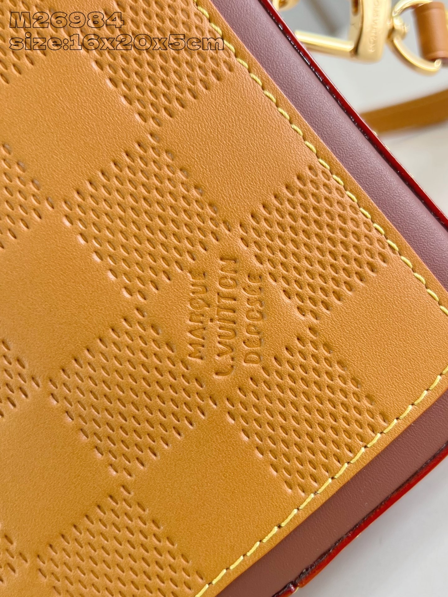 LV Toast M26984 16x20x5cm
