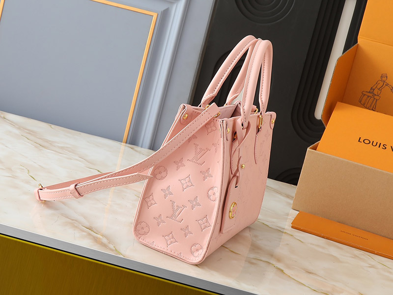 Leather 9.8″x4.3″x7.5″ Totebag with Charm Adjustable Strap BB-921504