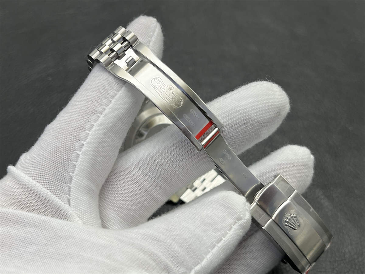Silver Datejust 41 Replica – Premium 41mm VS Factory Jubilee Bracelet Silver Dial Rolex Clone