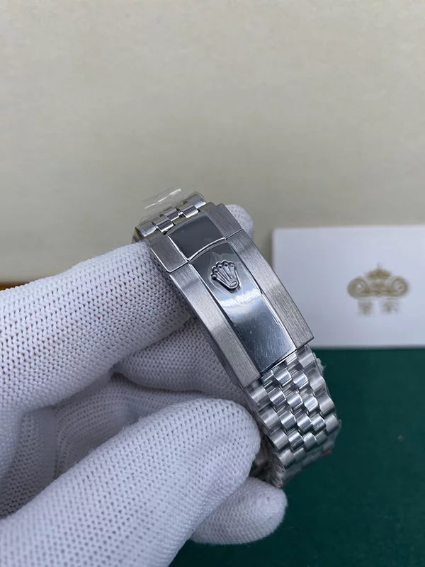 Classical Mechanical Watch WB-7180062