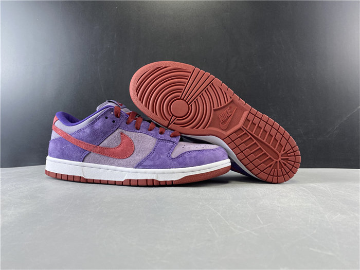NK Dunk Low Plum CU1726-500