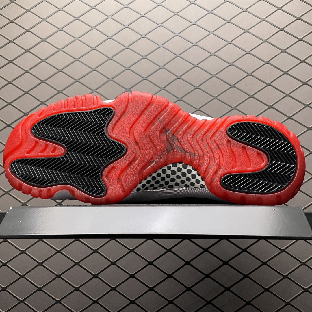JRD 11 Retro Playoffs Bred 378038-061