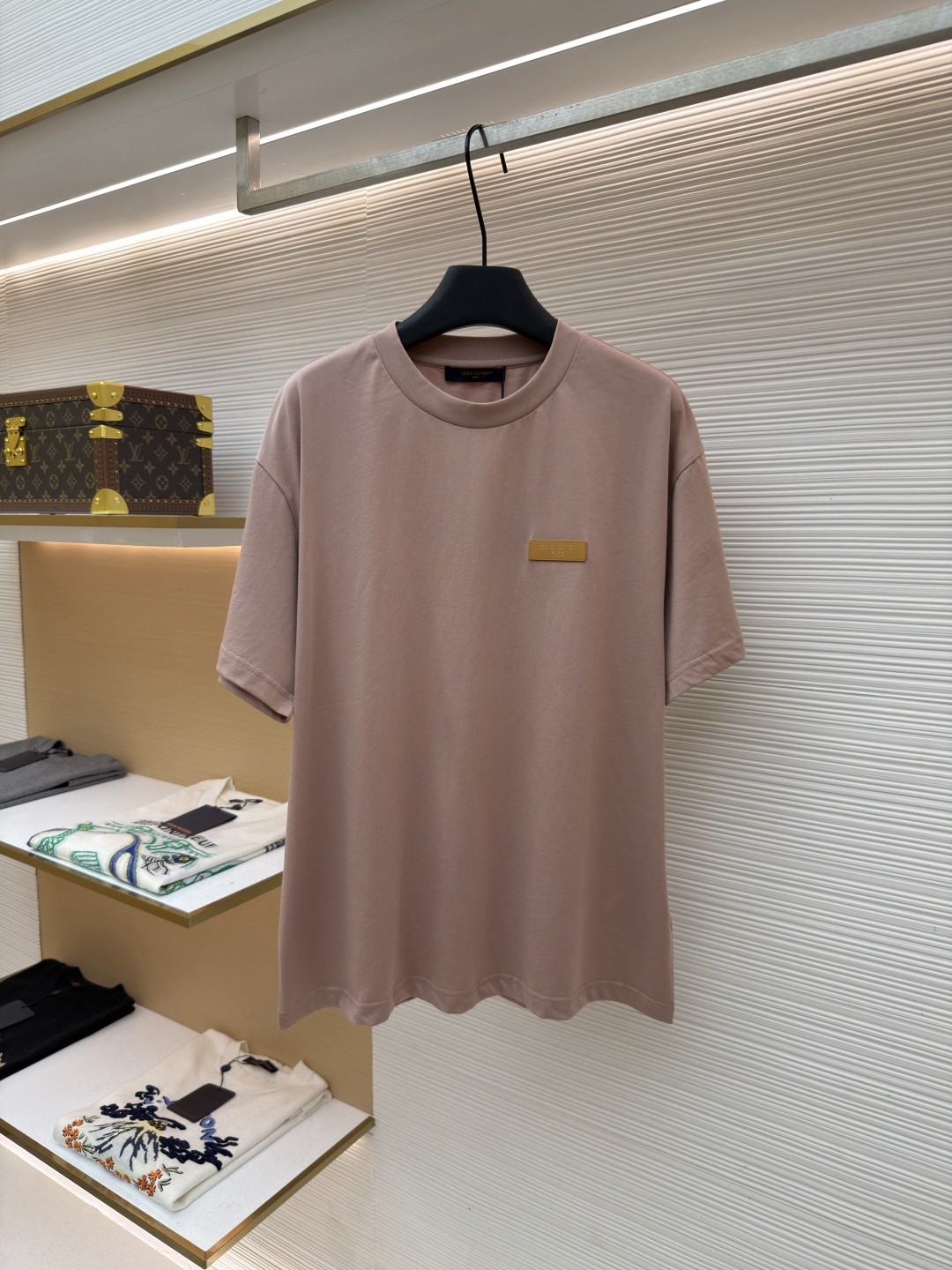 LV T-shirt