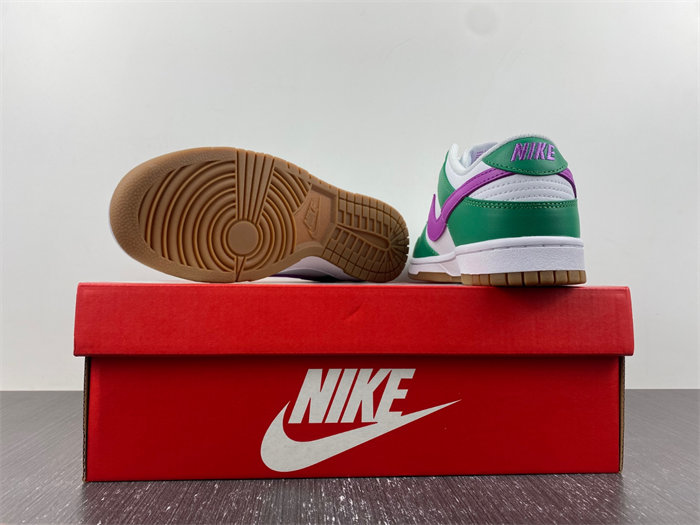 NK Dunk Low White Stadium Green Fuchsia  FD9922-151