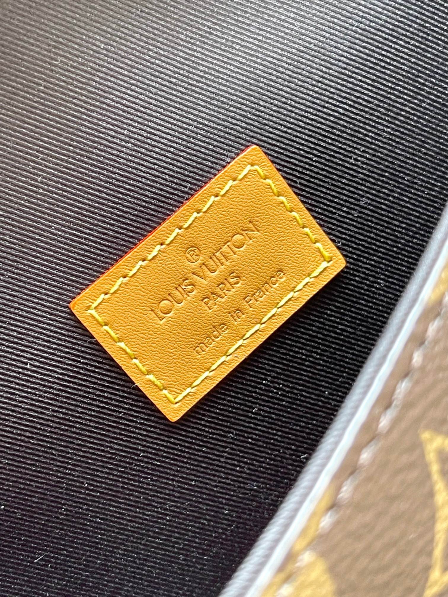 LV NANO DIANE M83298 19x10.5x6cm