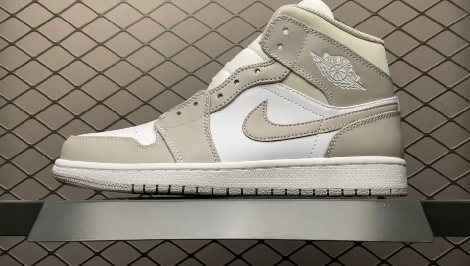 JRD1 Mid Linen 554724-082