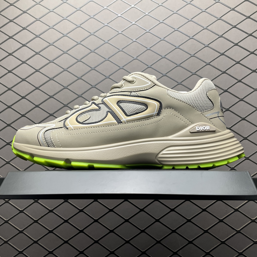 DR B30 Sneakers