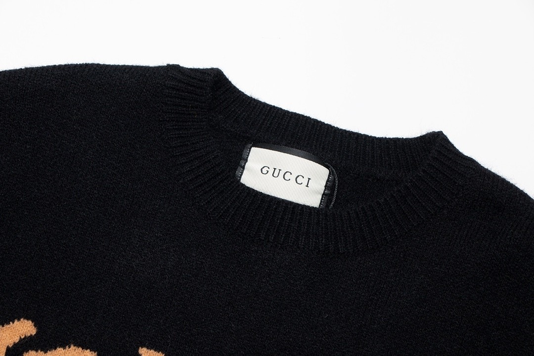 GUC  FW23 Sweater