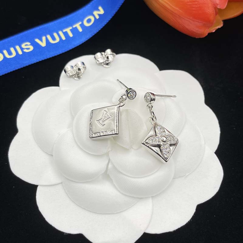 Earrings VVED-9110039