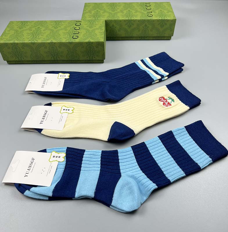 Set of 3 Pairs of Cotton Anti-bacterial Crew Socks WZ-924000156