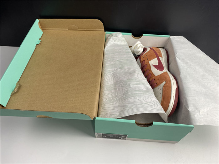 NK SB Dunk Low Pro Dark Russet Cedar BQ6817-202