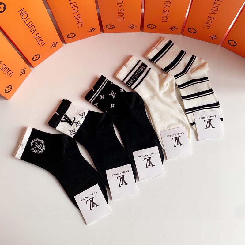 Set of 5 Pairs of Cotton Breathable Crew Socks WZ-924000241