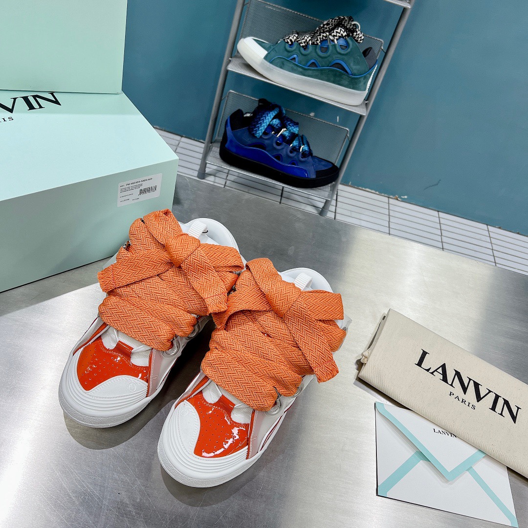 LAN Curb Sneaker 14