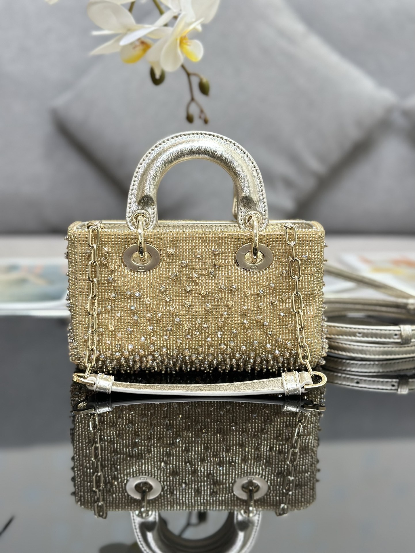 DR Shoulder bag 16x9x5cm