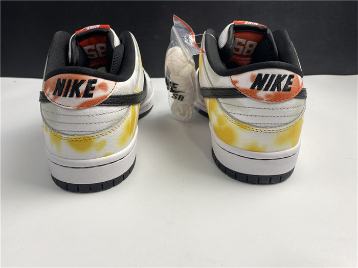 NK SB Dunk Low Raygun Tie-Dye White BQ6832-101