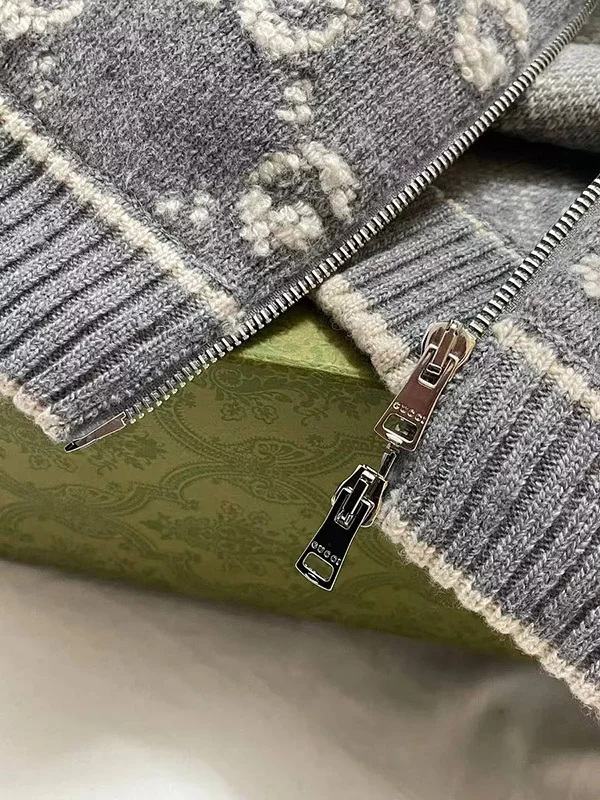 Printed wool knitted sweater MY-93261