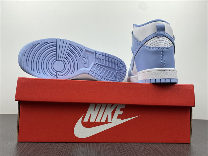NK Dunk High Aluminum DD1869-107