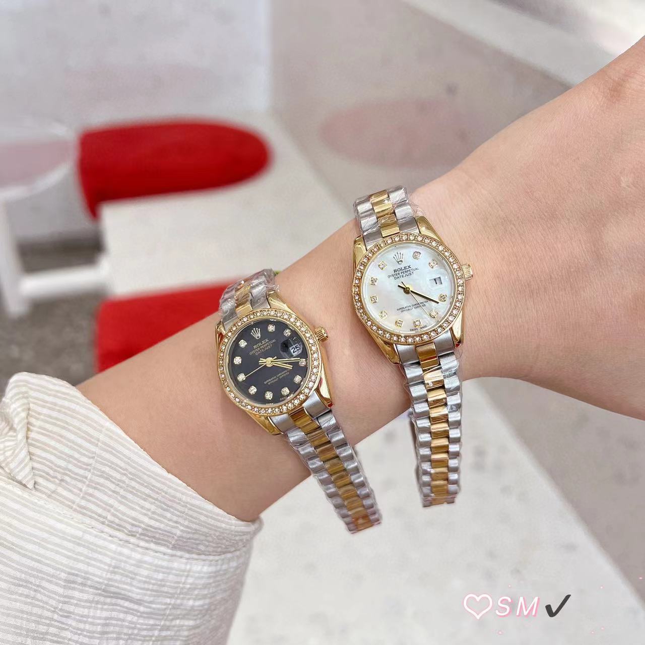 Classic Watch with Metal straps WB-7180011