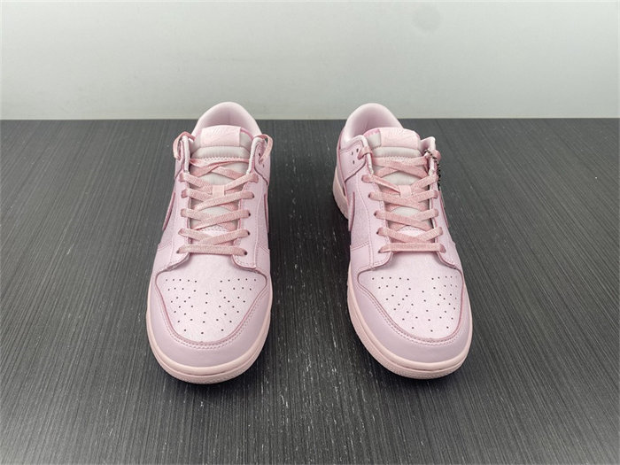 NK Dunk Low Prism Pink 921803-601