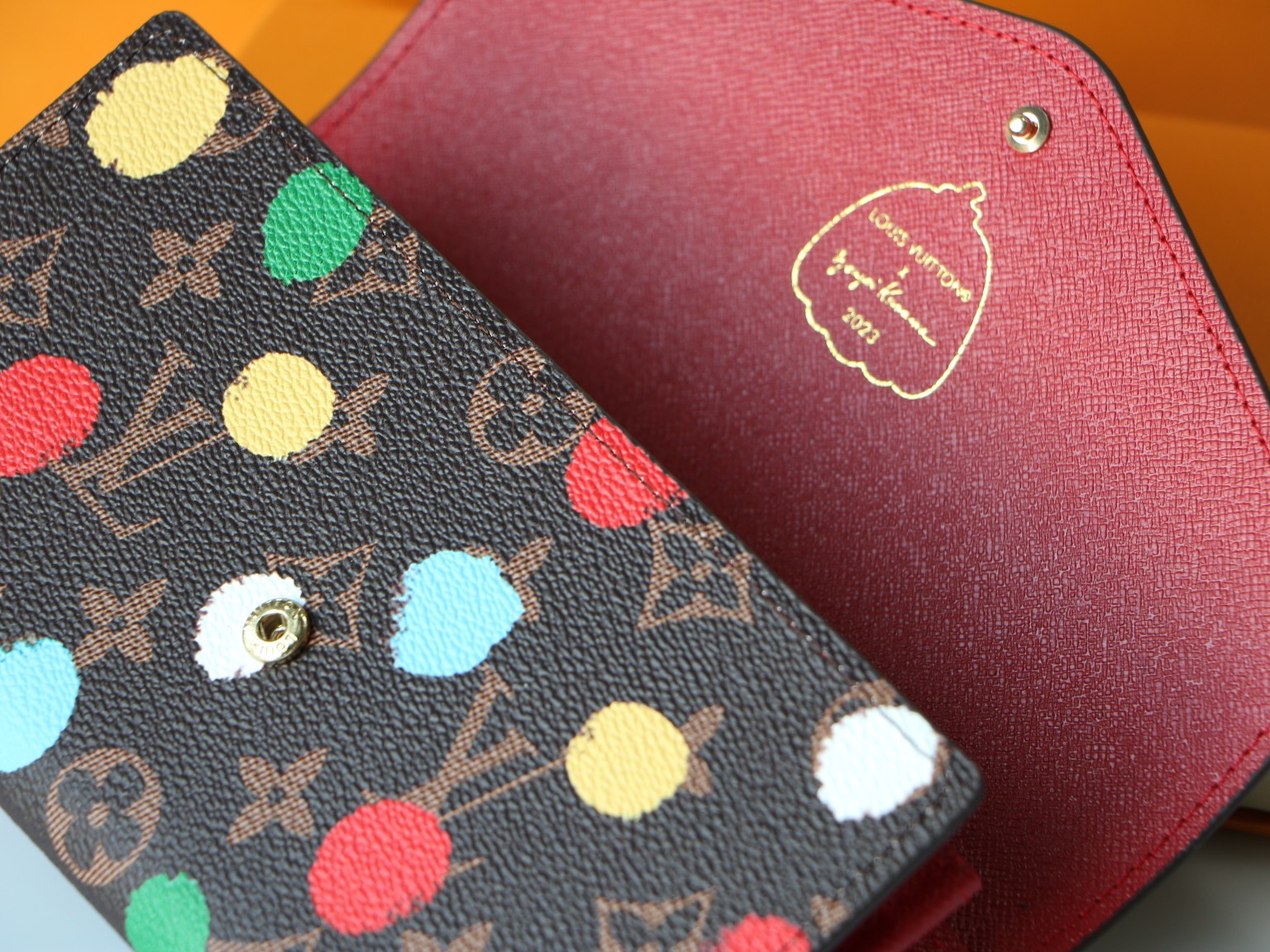 Long wallet 7.5″x4.1″x0.8″ BB-918000416
