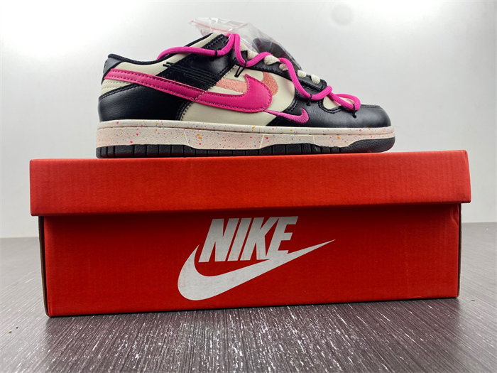 NK Dunk Low Multi FD4623-131