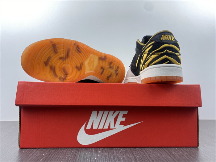 NK Dunk Low Year of the Tiger DQ5351-001